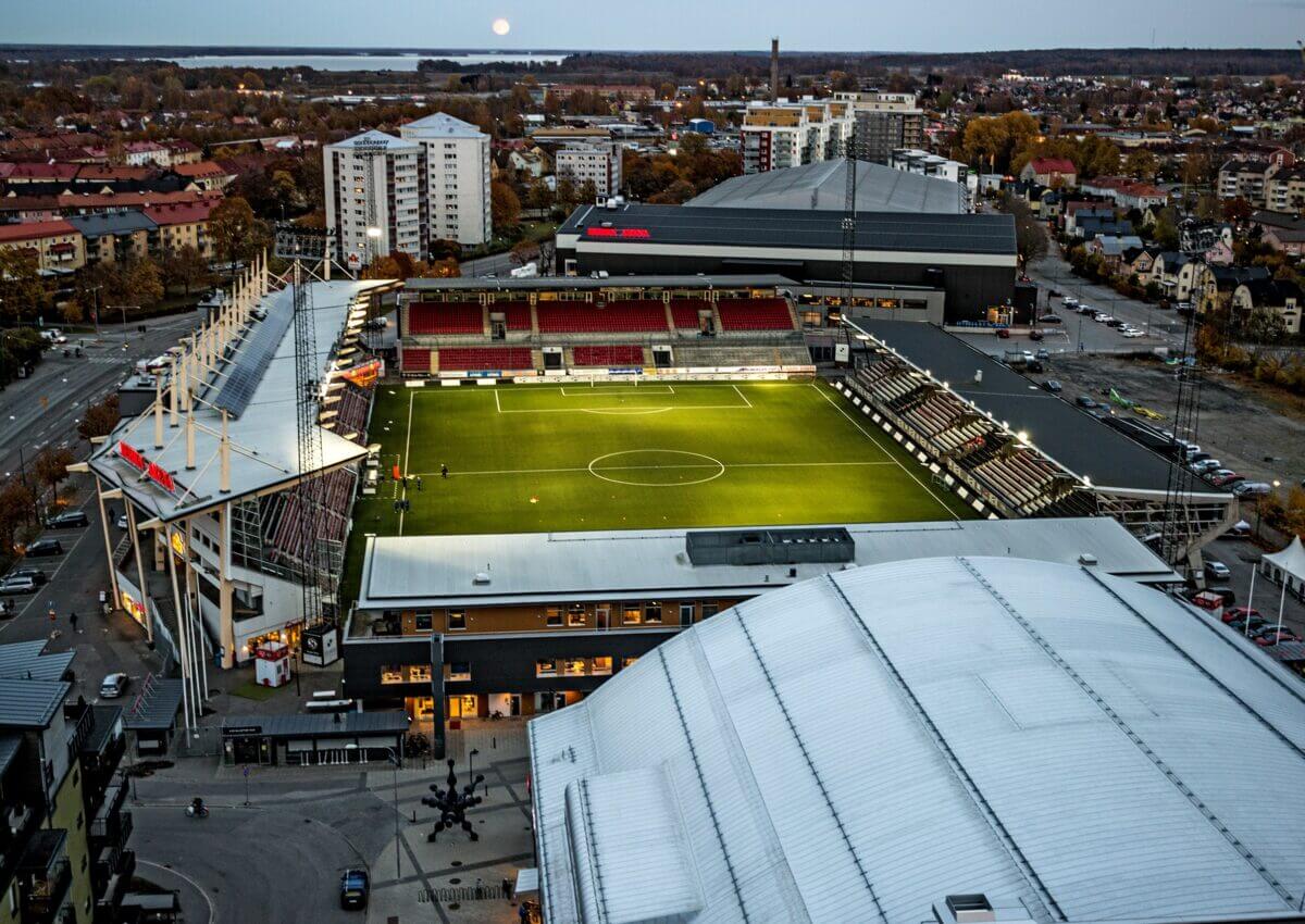 Behrn Arena fotboll, Rudbecksgatan 52A-H, Orvar Bergmarks plats 2A-F, 6, Örebro.